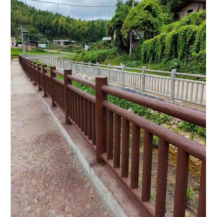 仿古木护栏在园林景观绿化工程中的应用与价值